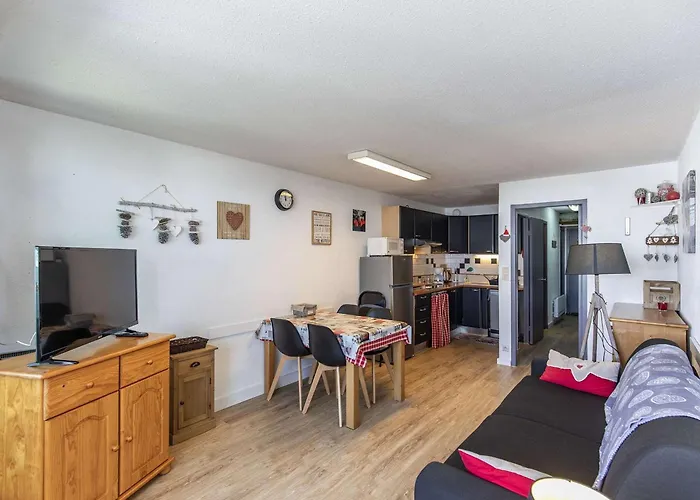 5 Pers, Balcon, Cuisine équipée, Casier à - Fr-1-404-351